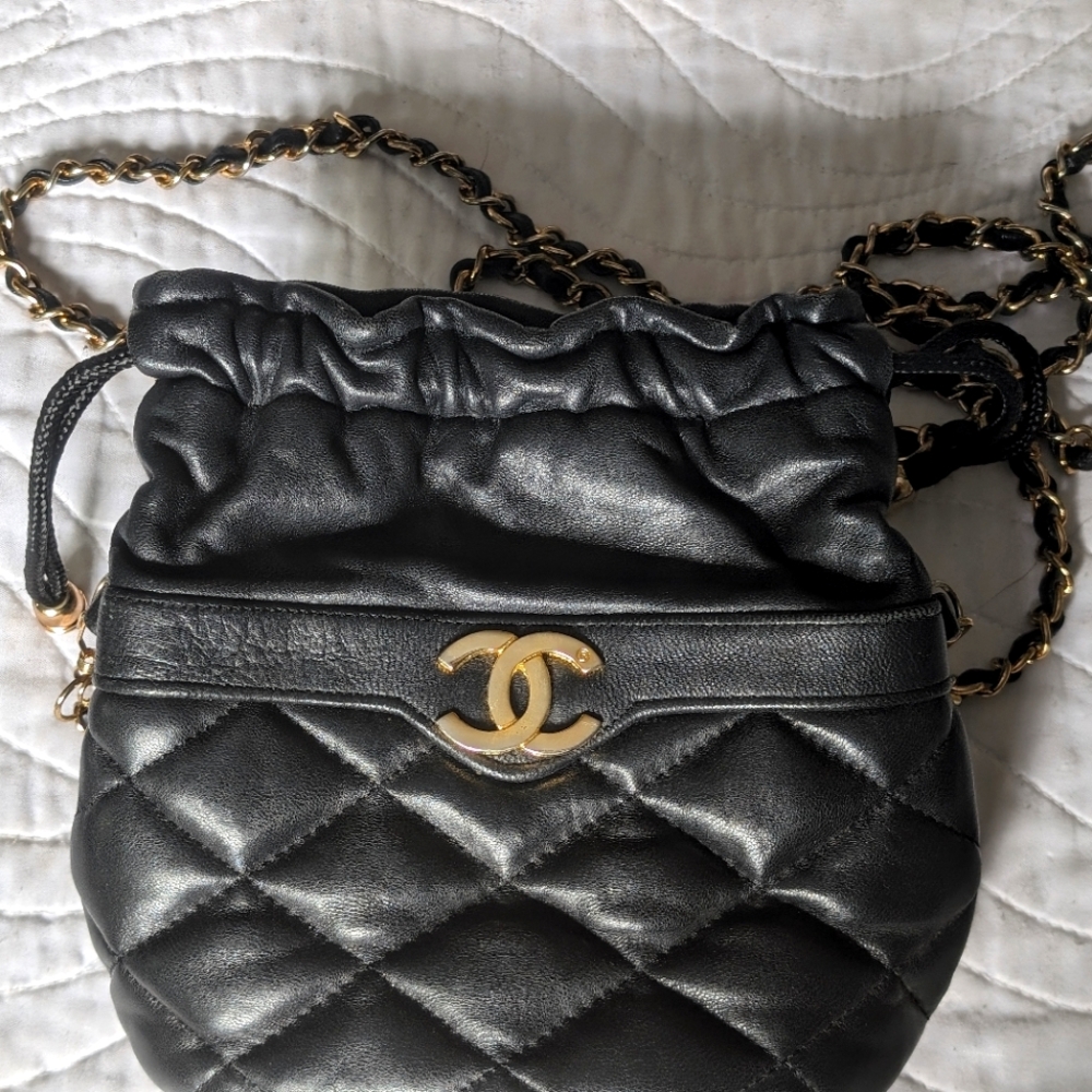 Vintage Chanel Shoulder Bag
